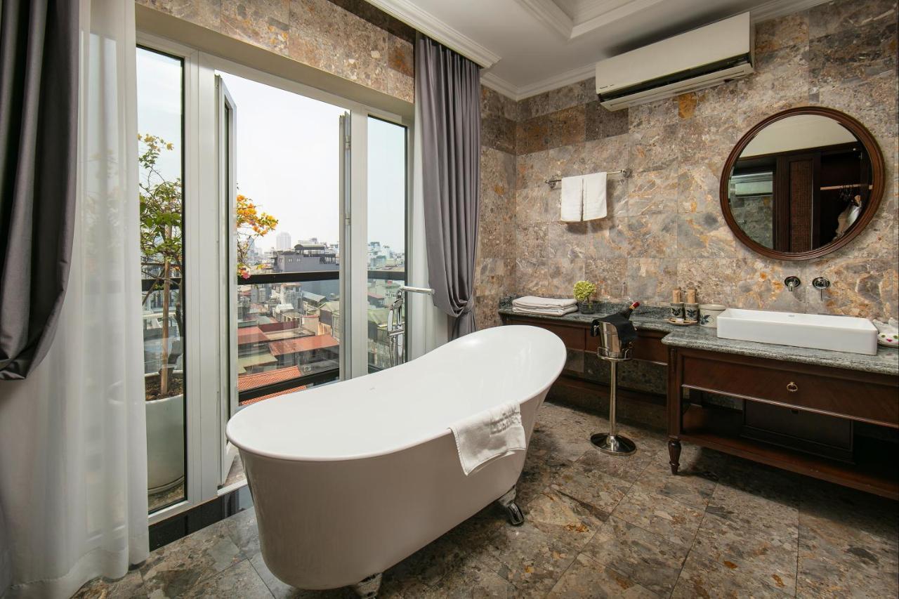 Suite with Balcony