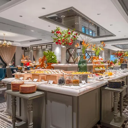 Peridot Grand Luxury Boutique Hotel-3